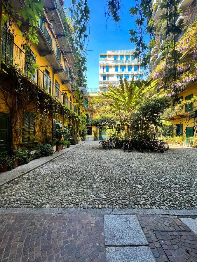 The Mundial Studio - Bosco Verticale View ミラノ エクステリア 写真
