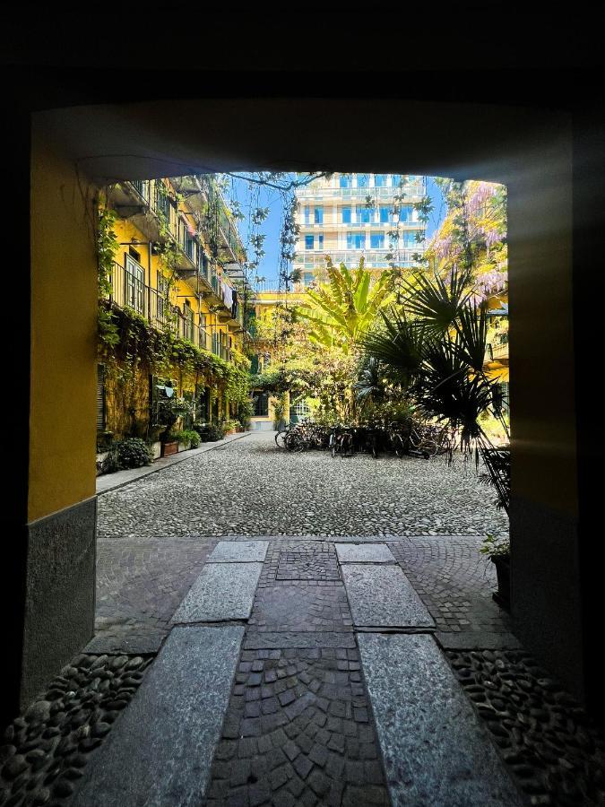 The Mundial Studio - Bosco Verticale View ミラノ エクステリア 写真