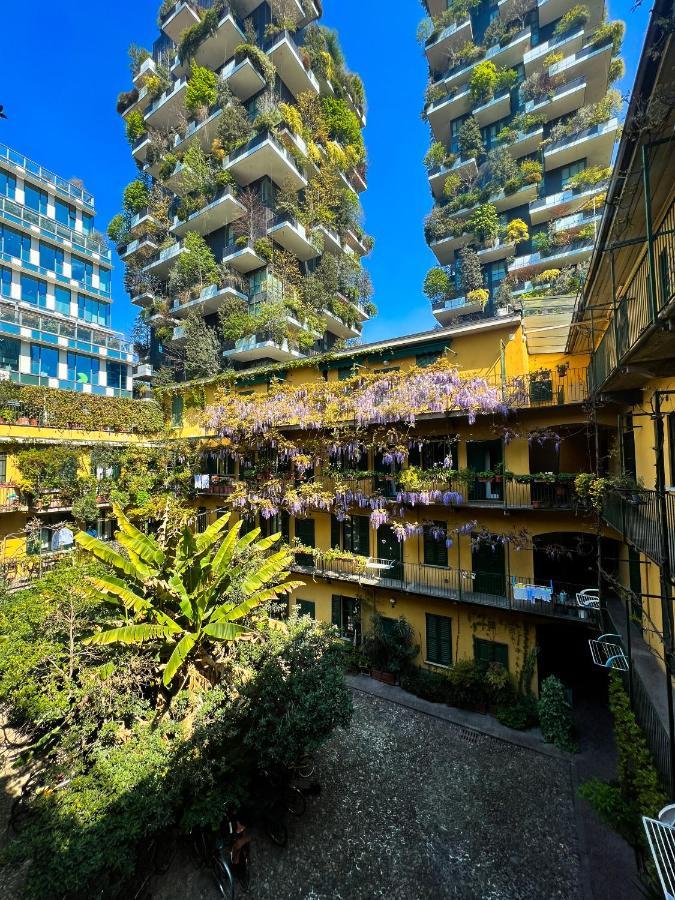 The Mundial Studio - Bosco Verticale View ミラノ エクステリア 写真